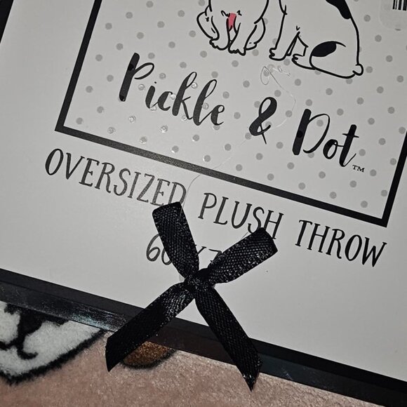 SOLD OUT NEW!!! Pickle and Dot blanket - Picture 2 of 5